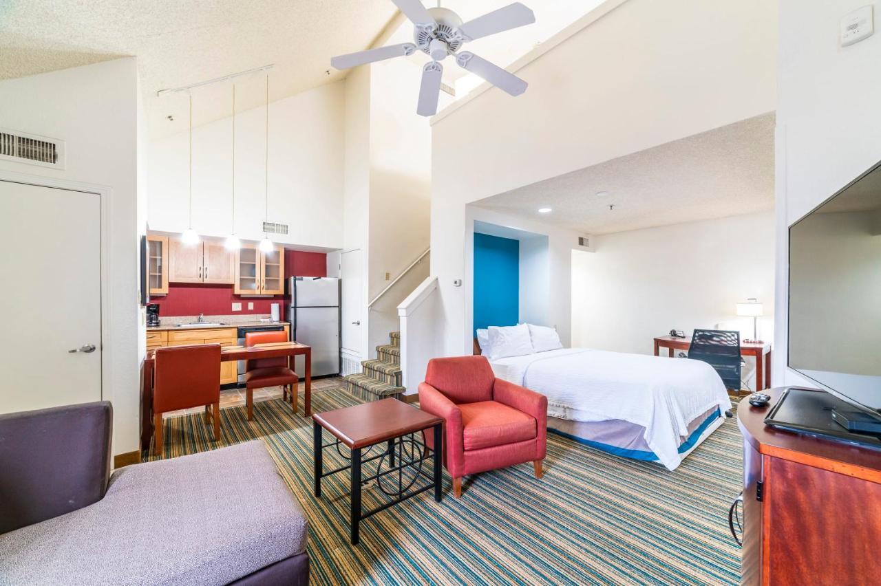 Metro Phoenix Loft Sleeps 6 ภายนอก รูปภาพ