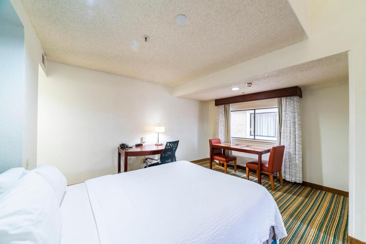 Metro Phoenix Loft Sleeps 6 ภายนอก รูปภาพ