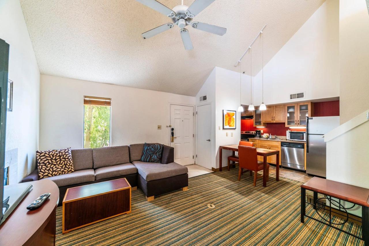 Metro Phoenix Loft Sleeps 6 ภายนอก รูปภาพ