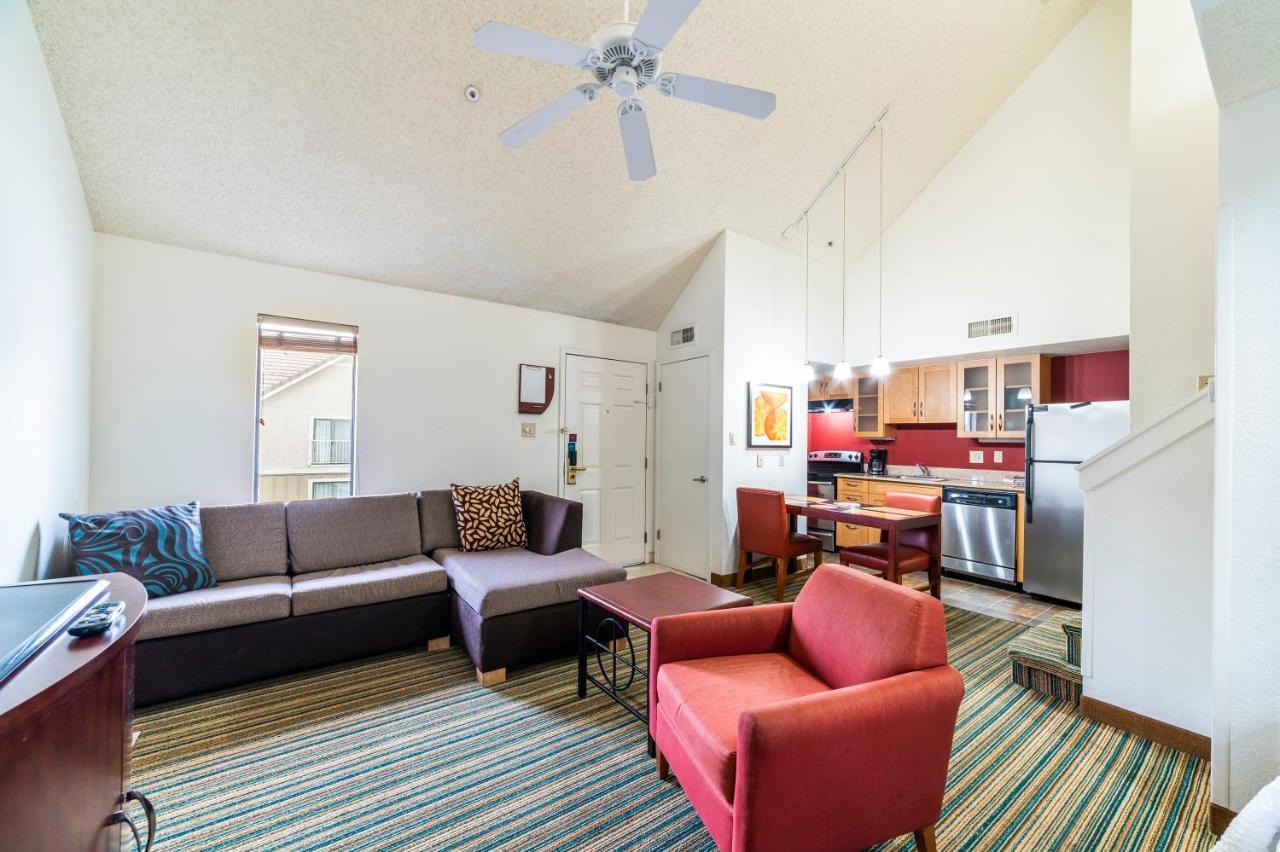 Metro Phoenix Loft Sleeps 6 ภายนอก รูปภาพ